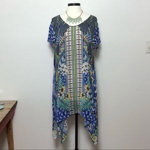 JWLA Beautiful Tunic + FREE Necklace